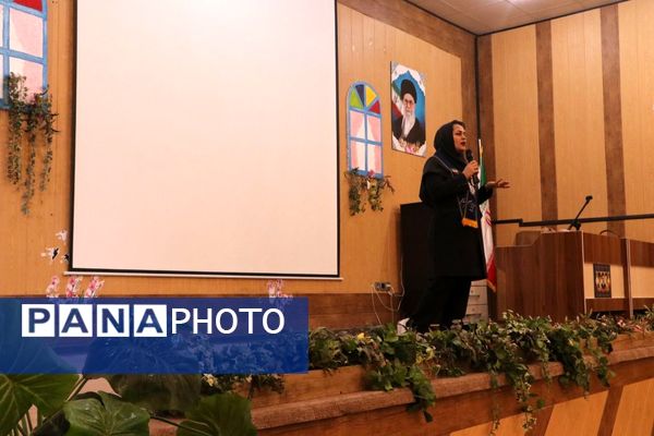 برگزاری کارگاه ضمن خدمت پیشتازان در سملقان