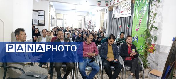 برگزاری جلسه انجمن اولیا و مربیان در دبستان هیات امنایی قرآنی مبین شیروان