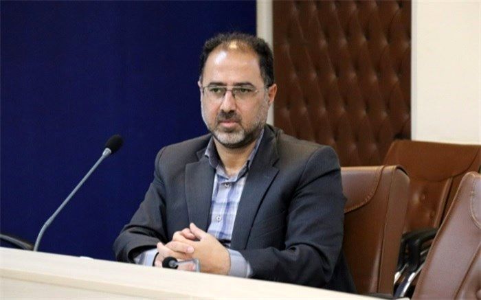 معلم، پرورش‌دهنده و تربیت‌کننده سرمایه انسانی است