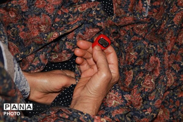 برپایی نماز عبادی و سیاسی جمعه نظرآباد 