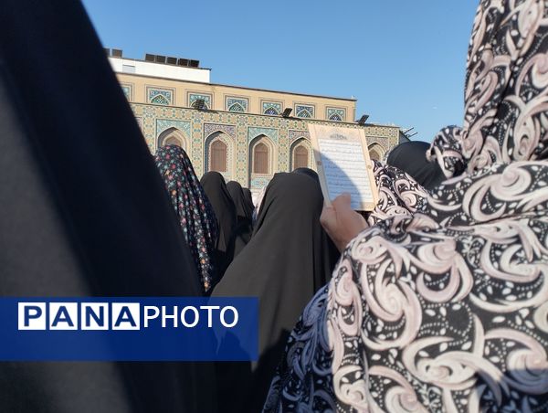 اقامه نماز عید فطر در حرم مطهر رضوی