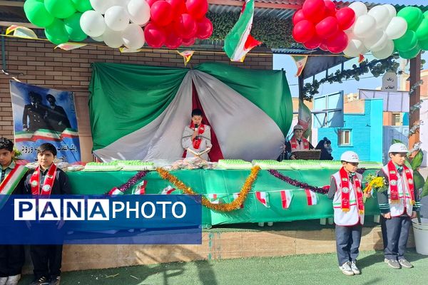 جشن دهه فجر و اعیاد شعبانیه در مدارس ناحیه دو شهرری 