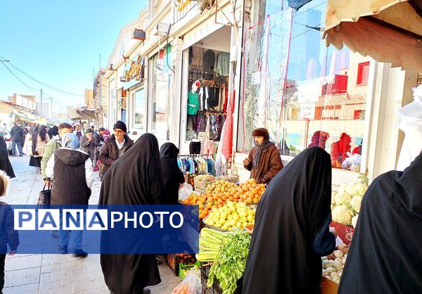 حال و هوای بازارهای کاشمر در آستانه شب یلدا