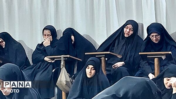 عزاداری اهالی شیعه و سنی بخش اسالم تالش در سوگ رهبر معظم انقلاب 