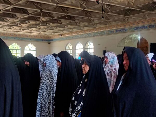 نماز جمعه؛ خواستگاه عبادت و سنگر علم و سیاست 