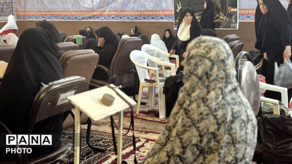 یک‌صدا در صفوف نماز جمعه؛ نمایش پیوند مردم و معنویت