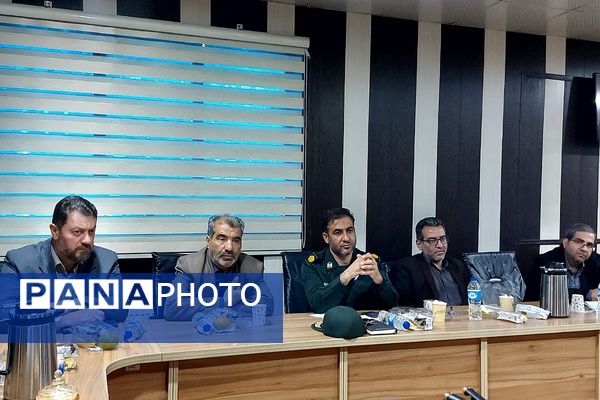 برگزاری نشست هم اندیشی عوامل اجرایی اردوی راهیان‌نور در قطب کهریزک