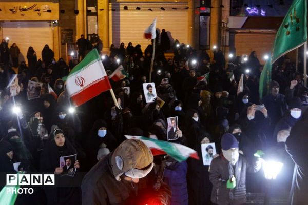 پذیرایی خادمان موکب شهدای فیروزکوه 