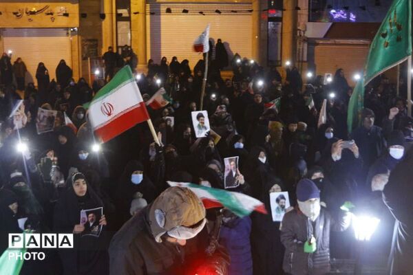 پذیرایی خادمان موکب شهدای فیروزکوه 