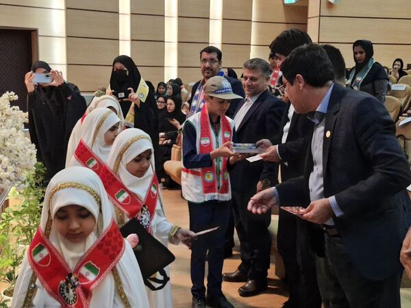 همایش تجلیل از مربیان و دانش‌آموزان پیشتاز برتر شهرستان جم 