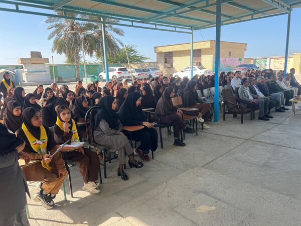 «زنگ صبر» در مدارس سیریک نواخته شد