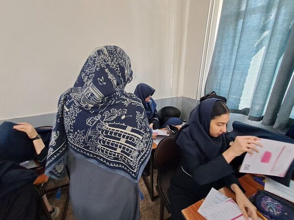 رقابت دانش آموزان سمپاد دبیرستان فرزانگان در دو روز پیاپی