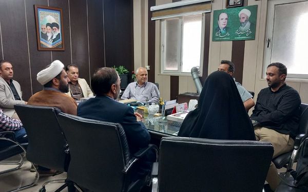 دیدار مسئولان شهرستان قرچک با خبرنگاران پیشکسوت به مناسبت روز خبرنگار