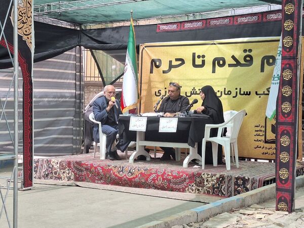 موکب «هم‌قدم تا حرم»؛ میعادگاه خادمان دانش‌آموز