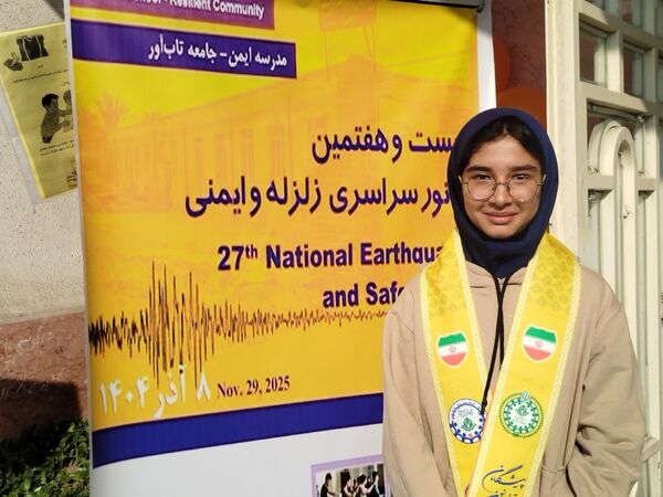 مانور زلزله در دبیرستان شهید بهشتی بندرترکمن