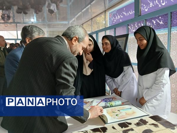 افتتاحیه اولین کارگاه چند منظوره «نوجوان هوشمند» در کشور با هدف توسعه مهارت آموزی و آموزش فناوری‌های نوین