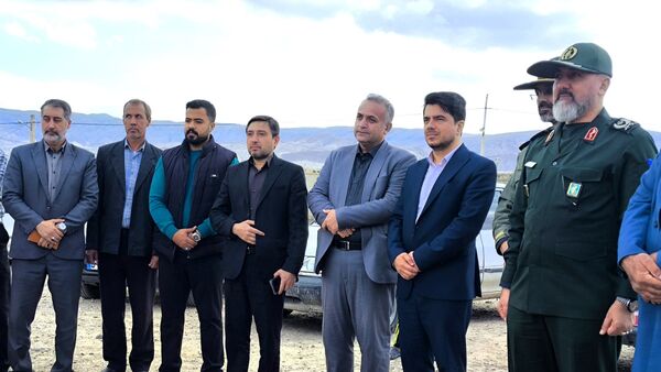 افتتاح دو واحد آموزشی و زمین چمن مصنوعی در مانه همزمان با دهه فجر