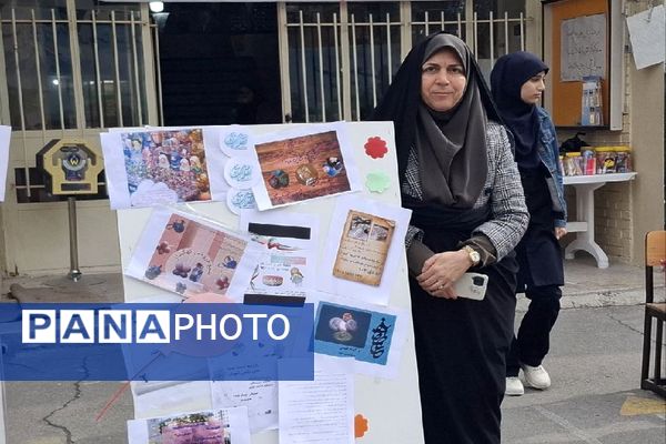 برگزاری بازارچه اقتصادی در دبیرستان شاهد تکتم