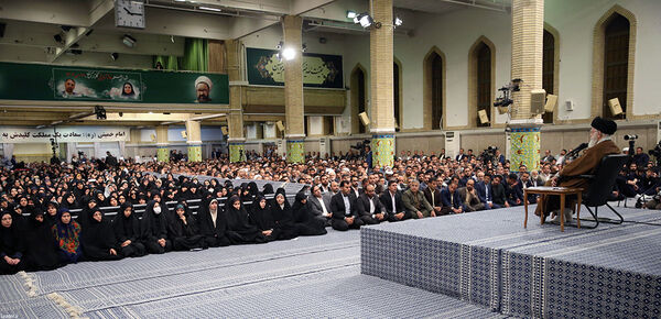دیدار جمعی از معلمان و فرهنگیان با رهبر معظم انقلاب