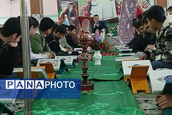 محافل انس با قرآن کریم در شهرستان ملارد