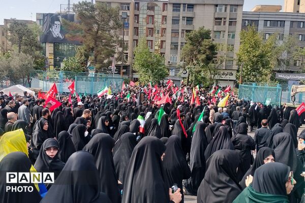 تشییع رهبر شهید؛ قلب تهران در سوگ عظیم انقلاب
