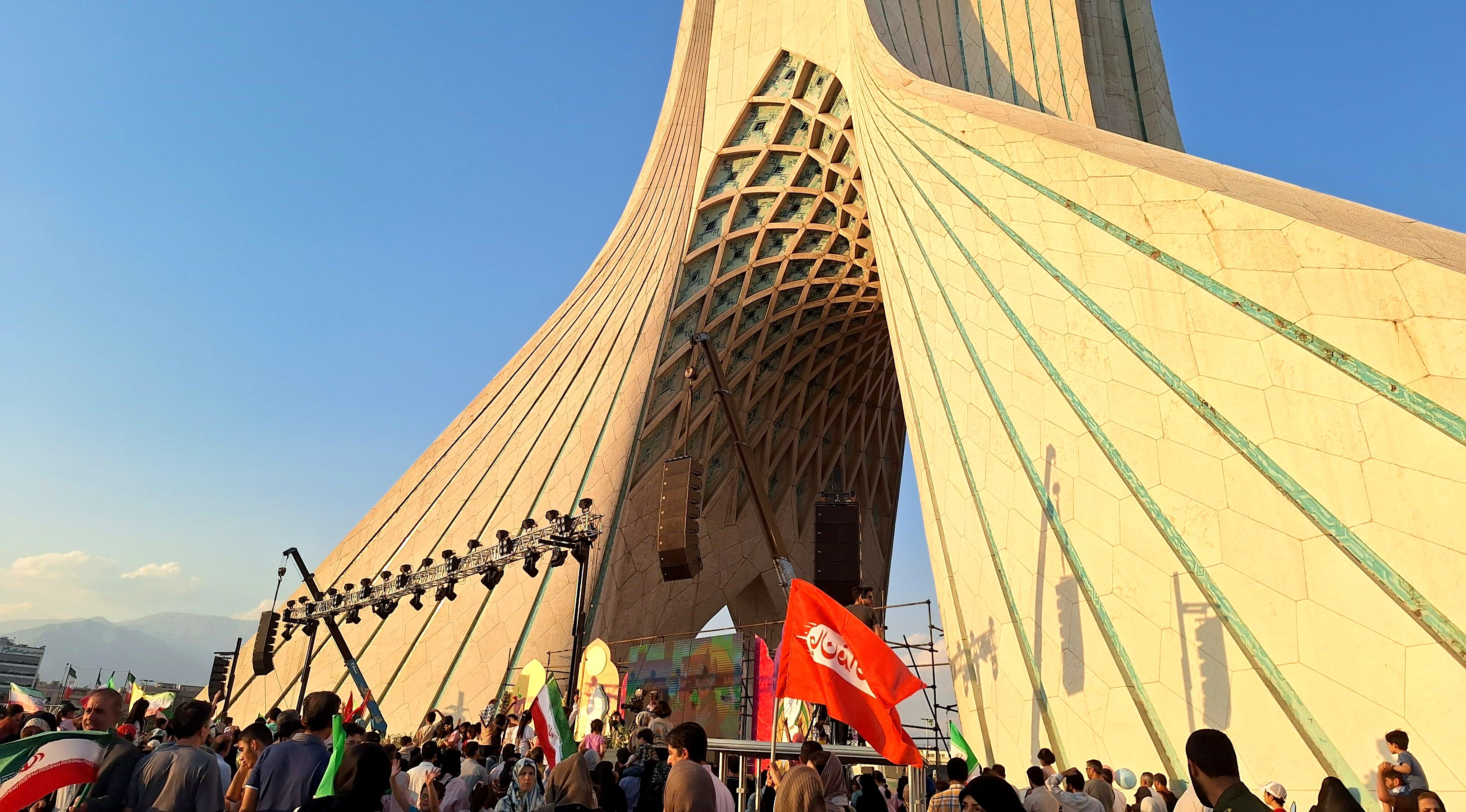 سلوک عیدانه در پهنه شهر