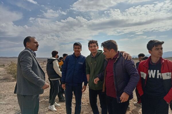 کاشت درخت در کاشمر