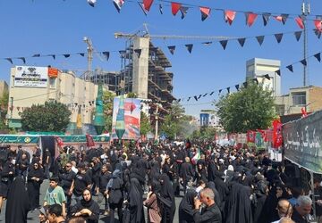 دل‌های بی‌نشان، قدم‌هایی به سوی امامزاده حسن(ع) در جاماندگان اربعین حسینی 