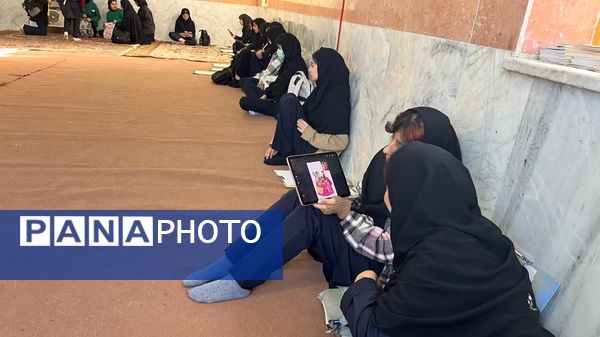 مسابقات فرهنگی‌ هنری با استقبال هنرمندان و دانش‌آموزان برگزار شد