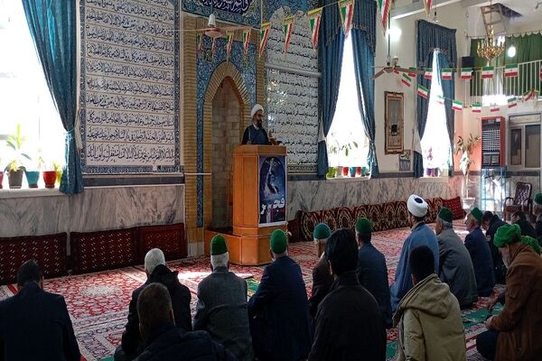 اقامه نماز عبادی،سیاسی جمعه همزمان با ایام دهه فجر در شهر بار نیشابور