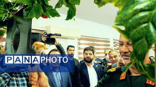 برگزاری آیین استانی «جشن نیکوکاری» در دبیرستان شاهد فاطمیه اهواز