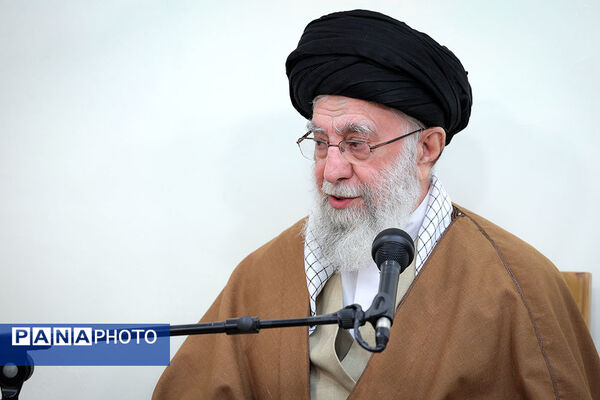 دیدار جمعی از مسئولان ارشد سه قوه با رهبر انقلاب