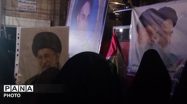حماسه سازی مردم نیشابور در دوازدهمین روز از شهادت امام خامنه ای