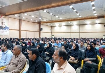 فرهنگیان عنبرآباد در مسیر آموزش های نوین