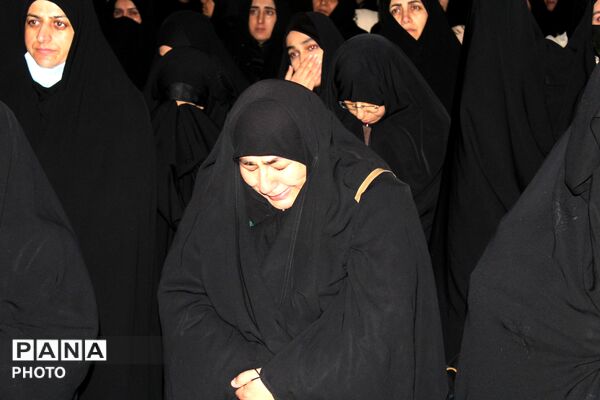 حضور گسترده و چشمگیر مردم فاروج در چهارمین شب شهادت رهبر معظم انقلاب 