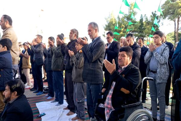 شکرانه توحید؛ نماز عید فطر در نجف‌آباد