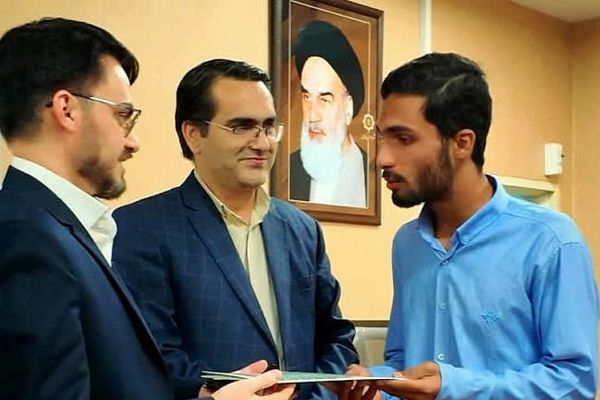 نخستین رویداد نوجوانان مسئولیت‌پذیر گام دوم در کشور برای اولین بار در کرمان با حضور مسئولان برگزار شد‌