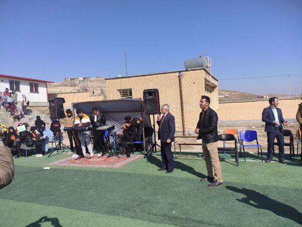 گرامیداشت دهه مبارکه فجر در روستای بیدک 
