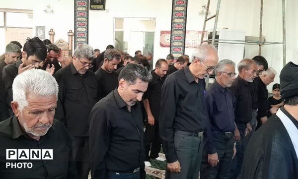 عزاداری واقامه نماز ظهر تاسوعای حسینی در مسجد غریب فدافن