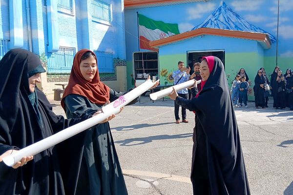  کارگاه آموزشی نحوه تعامل با دانش‌آموزان و بازی‌های گروهی در باقرشهر 