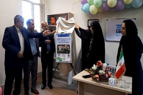 رونمایی از کتاب قصه‌های مامان پیشی در کتابخانه قلم