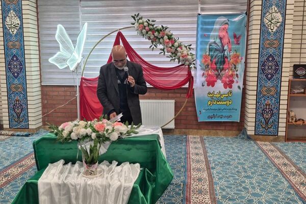 گرامیداشت روز مادر در مدارس اسلامشهر
