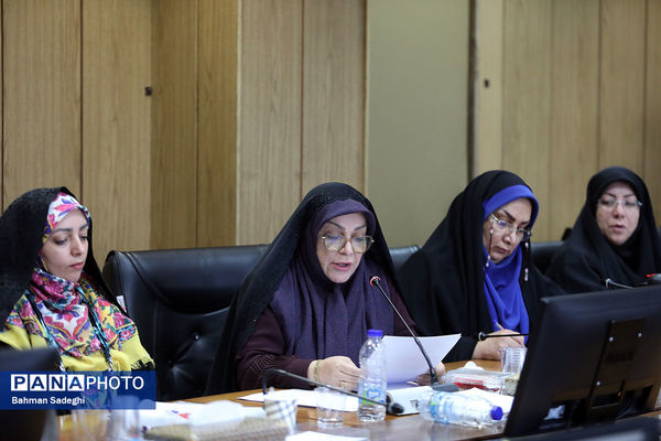 دومین جلسه هم‌اندیشی وزیر آموزش و پرورش با منتخبی از مدیران مدارس