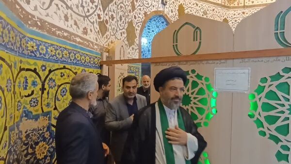 مراسم غبار روبی و زیارت ضریح مطهر سلطانعلی ابن امام محمد باقر (ع) در کربلای ایران 