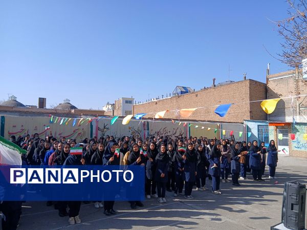 جشن اعیاد شعبانیه در هنرستان تلاش