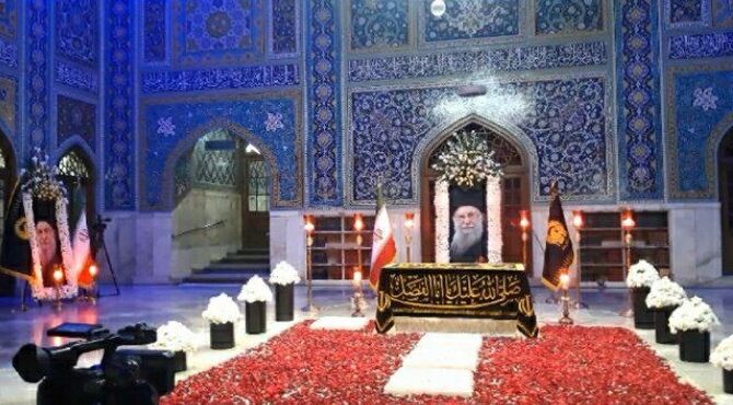 دیدار با رهبر شهید، در بارگاه ملکوتی امام رضا علیه السلام