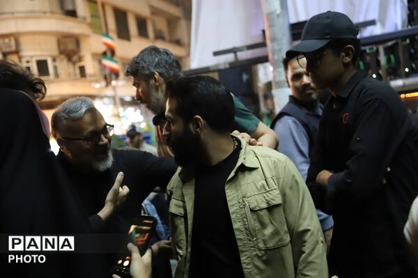 حضور پررنگ اداره آموزش و پرورش در راهپیمایی میدان انقلاب