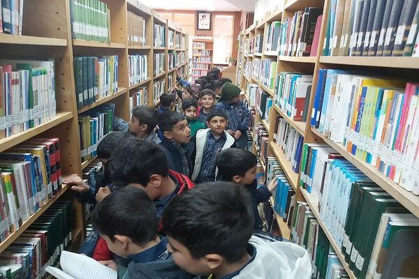 جشن کتاب و علم در پیشوا