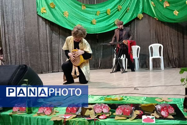 دبیرستان عترت ورامین، عطر مادر را در کانون هدایت پراکند