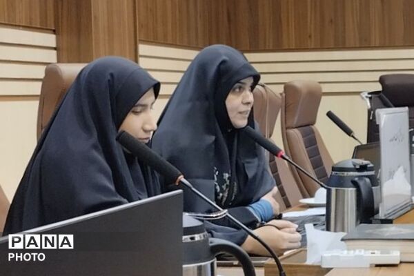 کارگاه بررسی نقش زیست بوم مدرسه در پیشگیری از آسیب‌‌های اجتماعی 